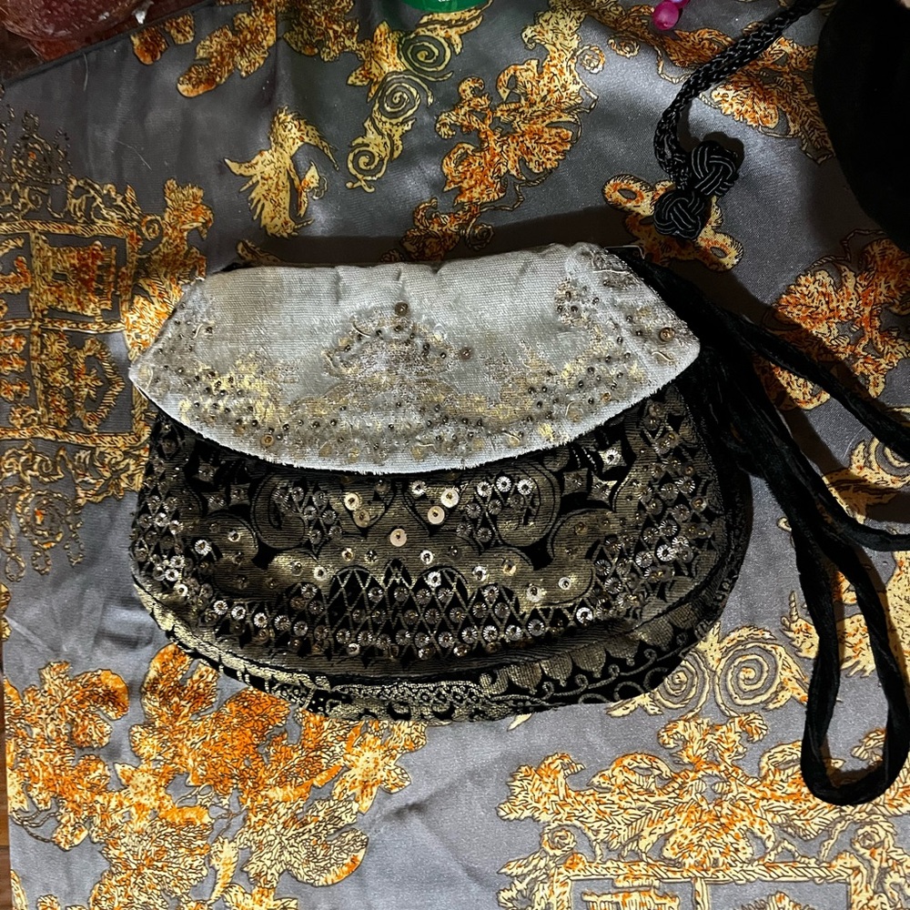 Vintage Elegant Black and Gold Women's Clutch Bag